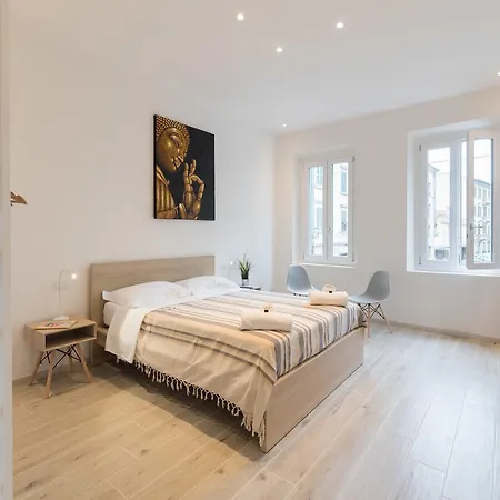 Mudiva -train Station Modern 1 Bdr Flat 1st Floor