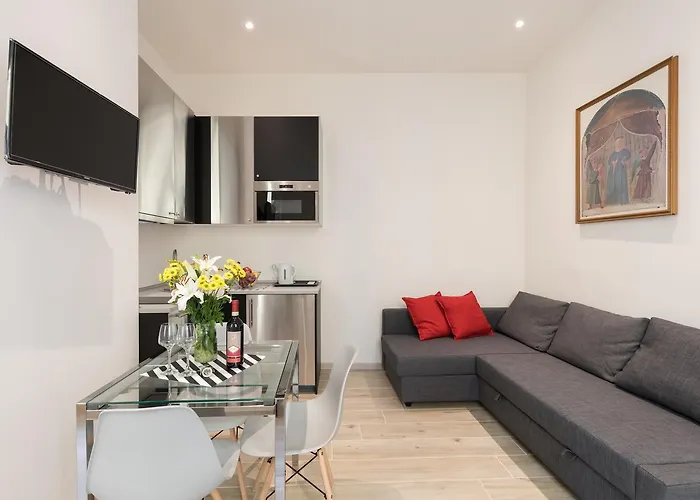 Keys Of Italy - Mudiva - Albero 2 - Train Station Modern 1 Bdr Flat 1st Floor Apartament